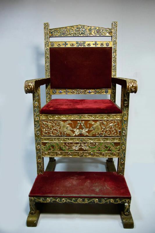 Трон Петра I в молодые годы