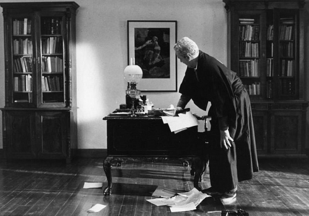 Рекламный материал. Эрланд Юзефсон в роли Александра