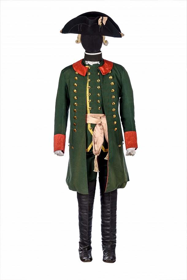 Костюм Швабрина (арт.С.Маковецкий). Униформа Преображенского полка (летняя) 2-ой пол. XVIII в