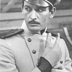 Портрет актера В.Ланового в роли Вронского