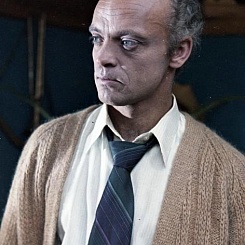 Эпизод "в отчем доме". В. Дворжецкий