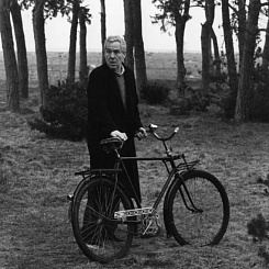 Рекламный материал. Эрланд Юзефсон в роли Александра