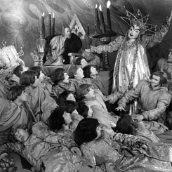 Сцена из фильма: "Пир с опричниками. Масленница"