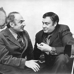 Режиссер Эльдар Рязанов, драматург Эмиль Брагинский