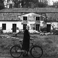 Рекламный материал. Эрланд Юзефсон в роли Александра