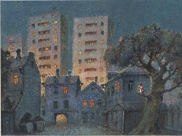 Кеша на дереве во дворе дома